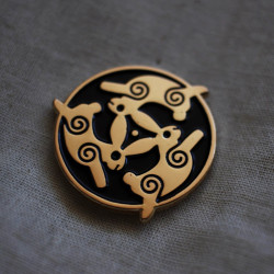 Pin triskel conejitos